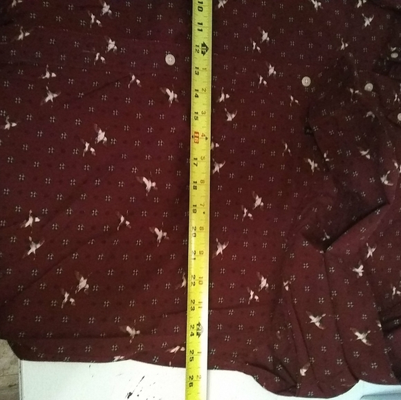 Ralph Lauren Chaps Mens Shirt Burgundy Wild Ducks Button Up Long Sleeved Sz L/50 - Picture 2 of 9